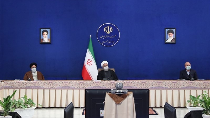 イラン三権の長らが、会議で経済問題の解決策を検討