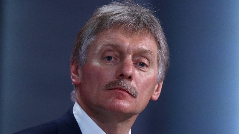 Песков заявил, что у Навального наблюдаются мания преследования и мания величия