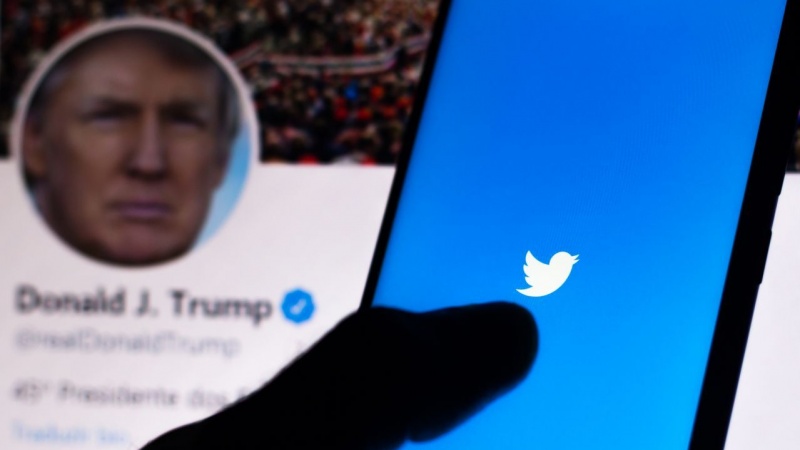 Twitter обнулит количество подписчиков страницы президента США