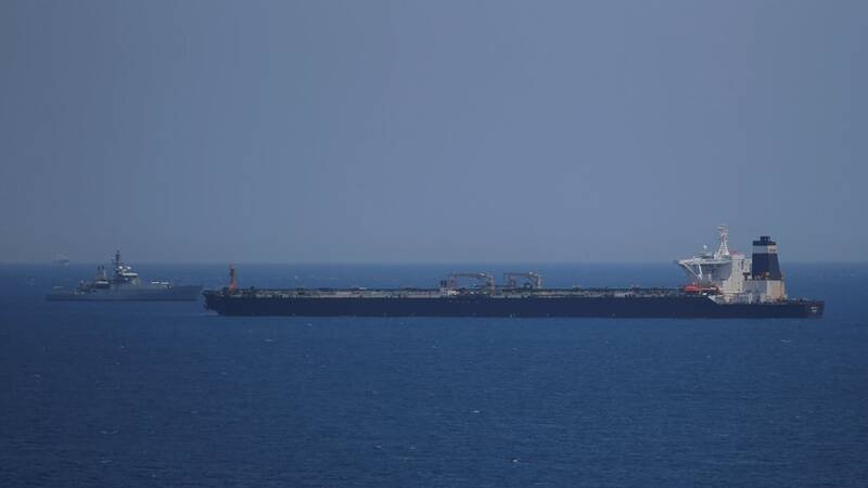 中国海警扣留疑似隶属韩国的油轮