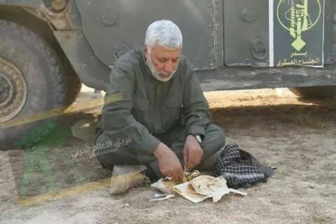 أبو مهدي: الشّيبة المخضبة بالعشق‎