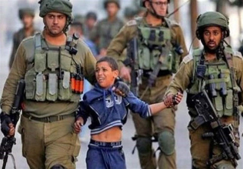 قوات العدو الصهيوني تعتقل 10فلسطينيين بينهم طفل من الضفة الغربية