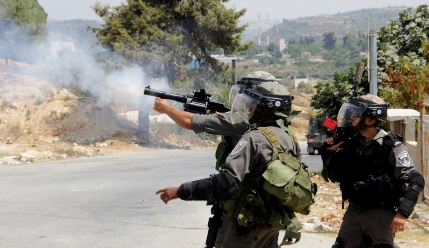 إصابة فلسطينيين برصاص الاحتلال الاسرائيلي جنوب جنين 