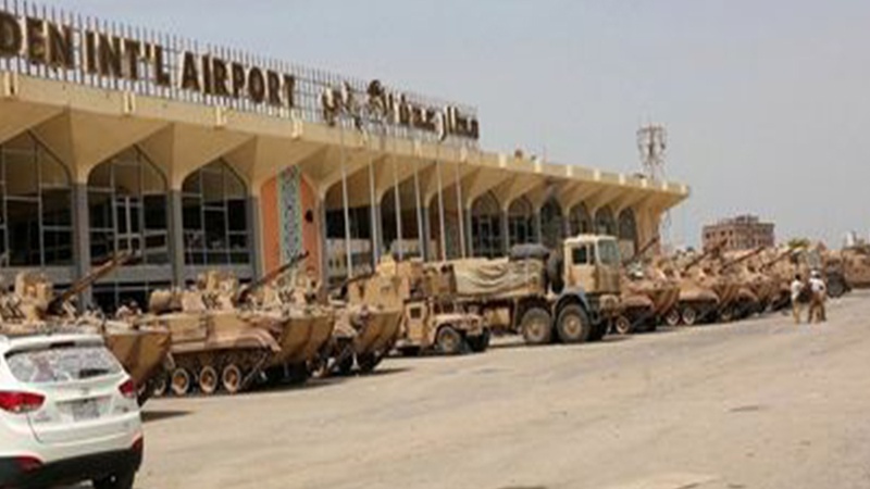 Yemen, esplosioni all'aeroporto: morti e feriti