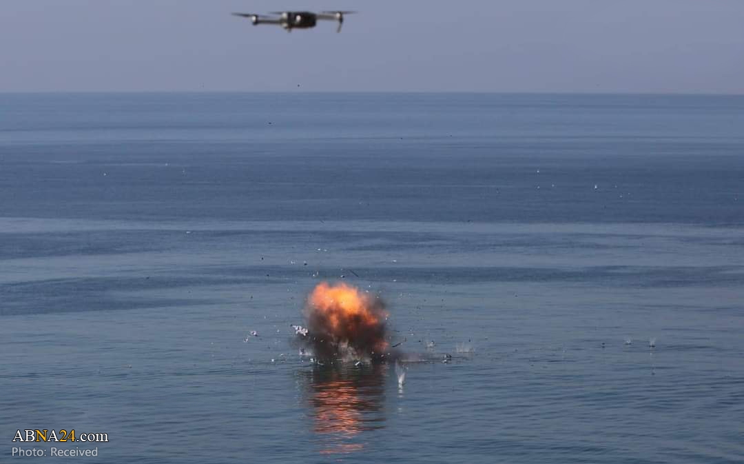 Photos: Palestinian resistance armed wings carry out join military drills at Gaza beach