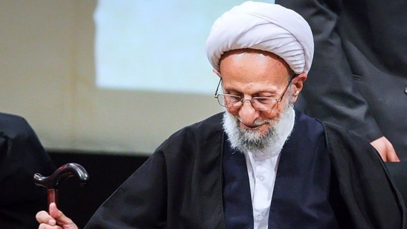 Ayetullah Misbah Yezdi vefat etti