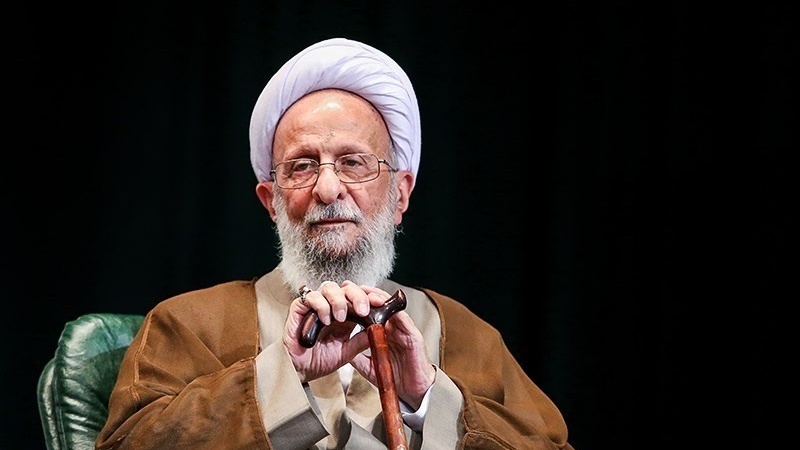 İbrahimoğlu'dan İran'a Ayetullah Mesbah Yezdi için başsağlığı