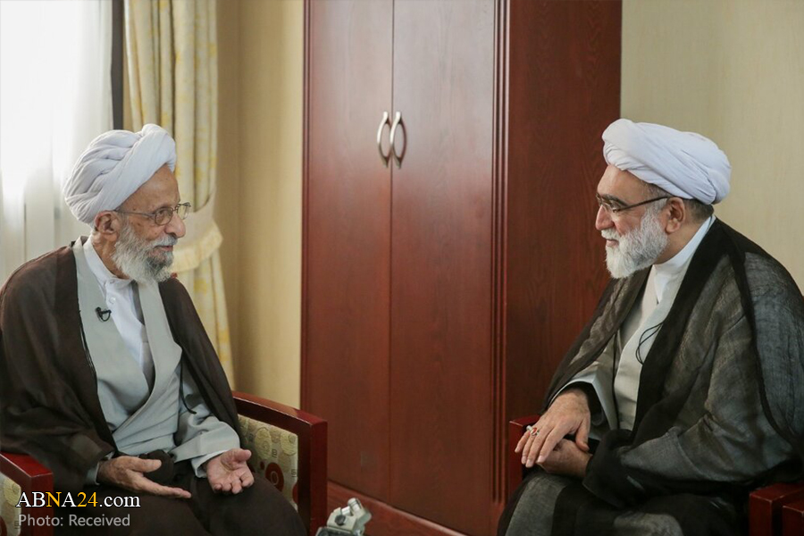 Custodian of Astan Quds Razavi expresses condolences over demise of Ayatollah Mesbah Yazd