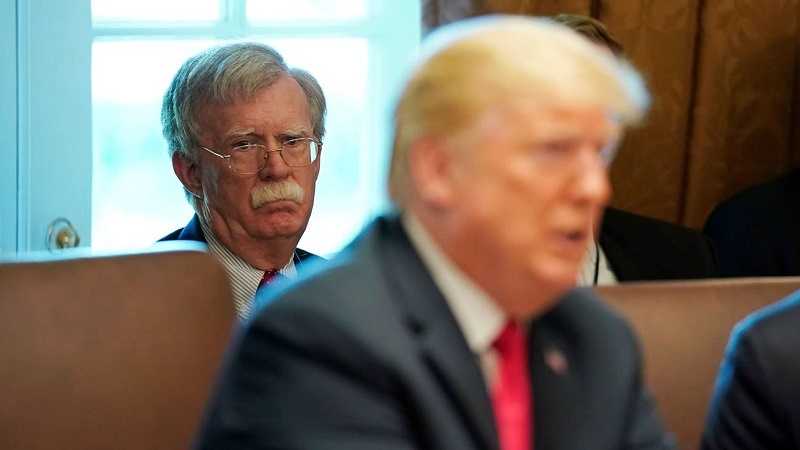 Трамп разжег костер для сожжения своего политического трупа