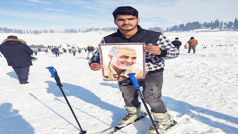 برف باری اور بارشوں کے باوجود کشمیر میں شہید قاسم سلیمانی کی برسی پر تقریبات