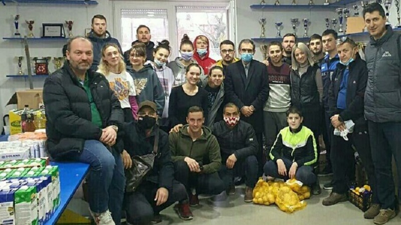Гуманитарная помощь от сотрудников посольства ИРИ и иранских граждан, проживающих в Хорватии пострадавшим от землетрясения