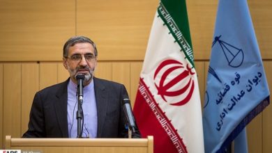 طهران تسلم الانتربول مذكرات اعتقال المتورطين بجريمة اغتيال الشهيد سليماني بينهم ترامب