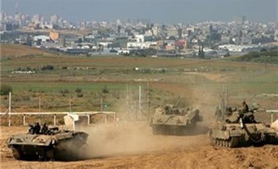 الاحتلال الاسرائيلي يتوغل شرق خان يونس ويطلق النار على الصيادين غرب غزة
