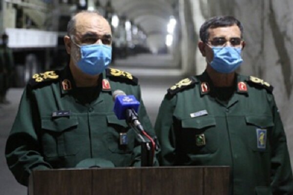 پەردەلادان لە بنکەی مووشکەی هێزی دەریایی سوپا لە کەنداوی فارس