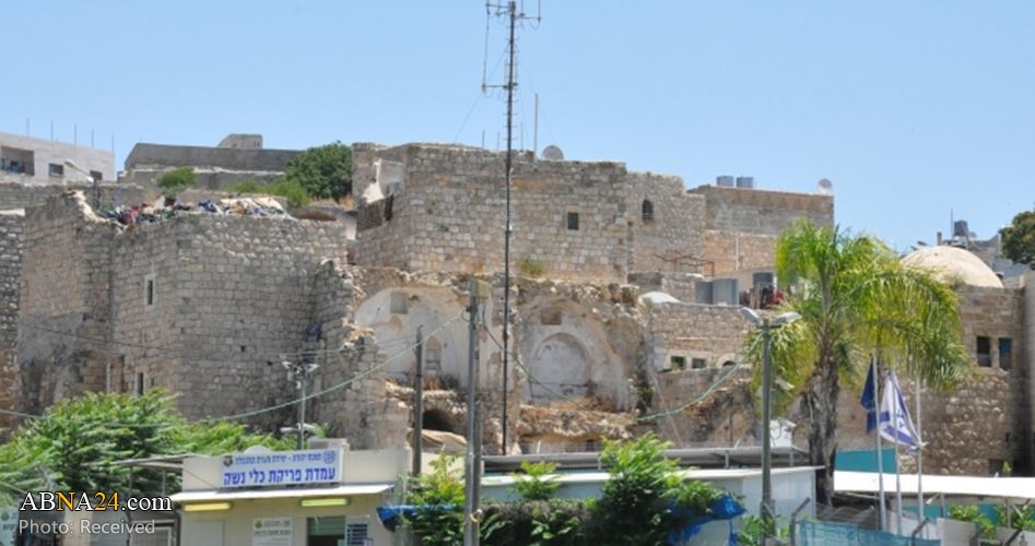 Israeli occupation forcescloses Ibrahimi Mosque for ten days