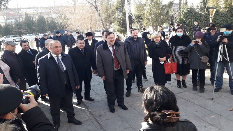 Ифтитоҳи нахустин маркази фарҳангии омӯзишии Русия дар Турсунзода