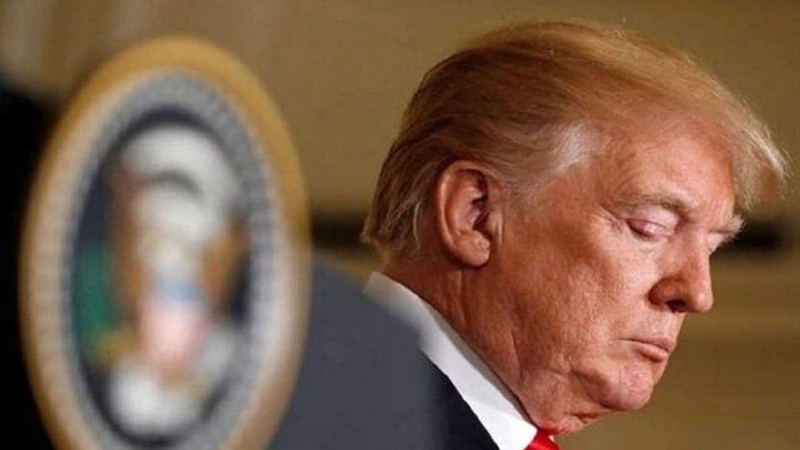 Ramai-ramai Tuntut Pemakzulan Donald Trump