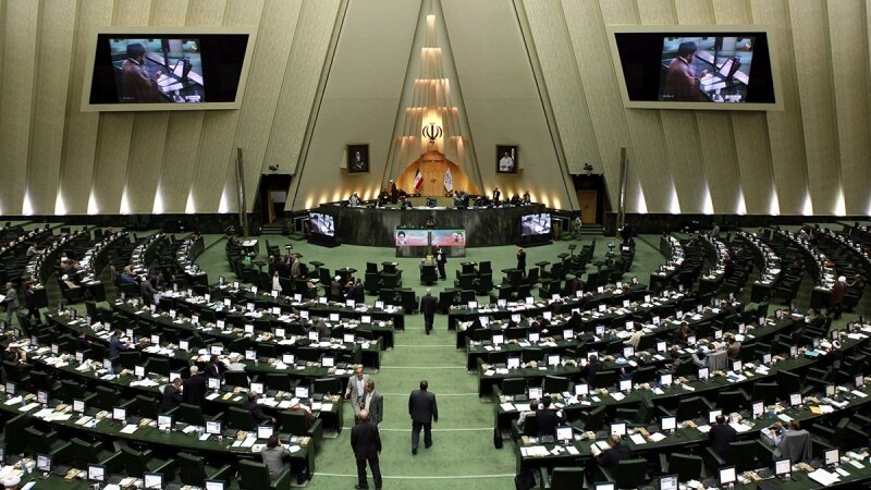 Iran : Majalisar Dokoki Ta Haramta Shigo Da Rigakafin Covid-19 Na Amurka Da Biritaniya