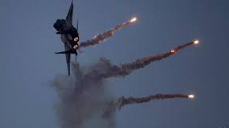 Siyonist İsrail'den Irak-Suriye sınırına hava saldırısı