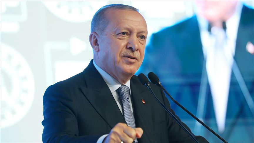 أردوغان يتلقى الجرعة الأولى من لقاح "كورونافاك" الصيني المضاد لكورونا +(صور)