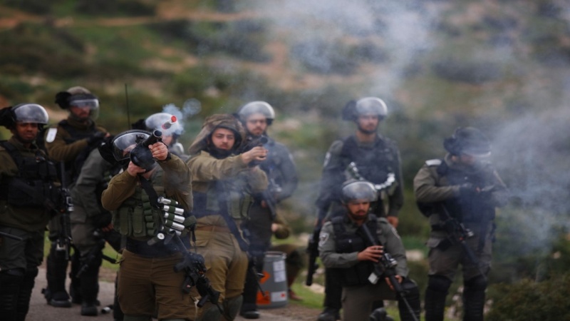 イスラエル軍が、ヨルダン川西岸でパレスチナ人のデモを弾圧
