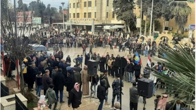Haseke halkı Türkiye'nin su kesmesini protesto etti
