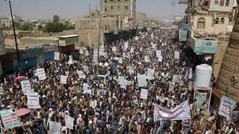 イエメンで、シーア派組織を支持するデモ実施