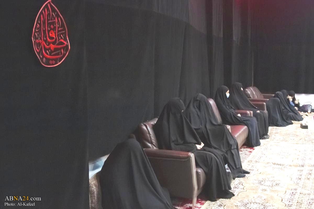 Commemoration of martyrdom anniversary of Lady Fatima by female staff of al-Abbas holy shrine