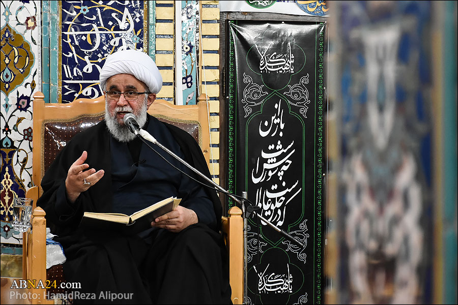 Ayatollah Ramazani: Hazrat Zahra; leader of resistance against deviant current