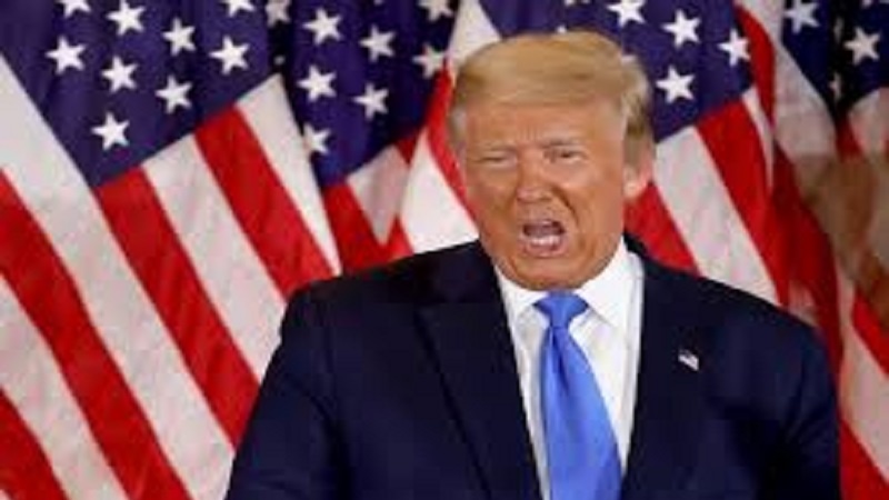 USA, Trump arrabiato: 'La nostra lotta continua'