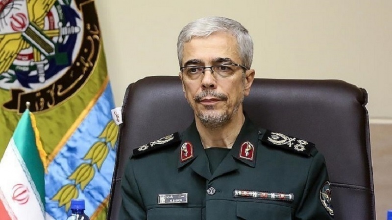 Поздравительное послание генерала Багери Верховному лидеру Исламской революции в связи с успешным проведением учений КСИР и армии