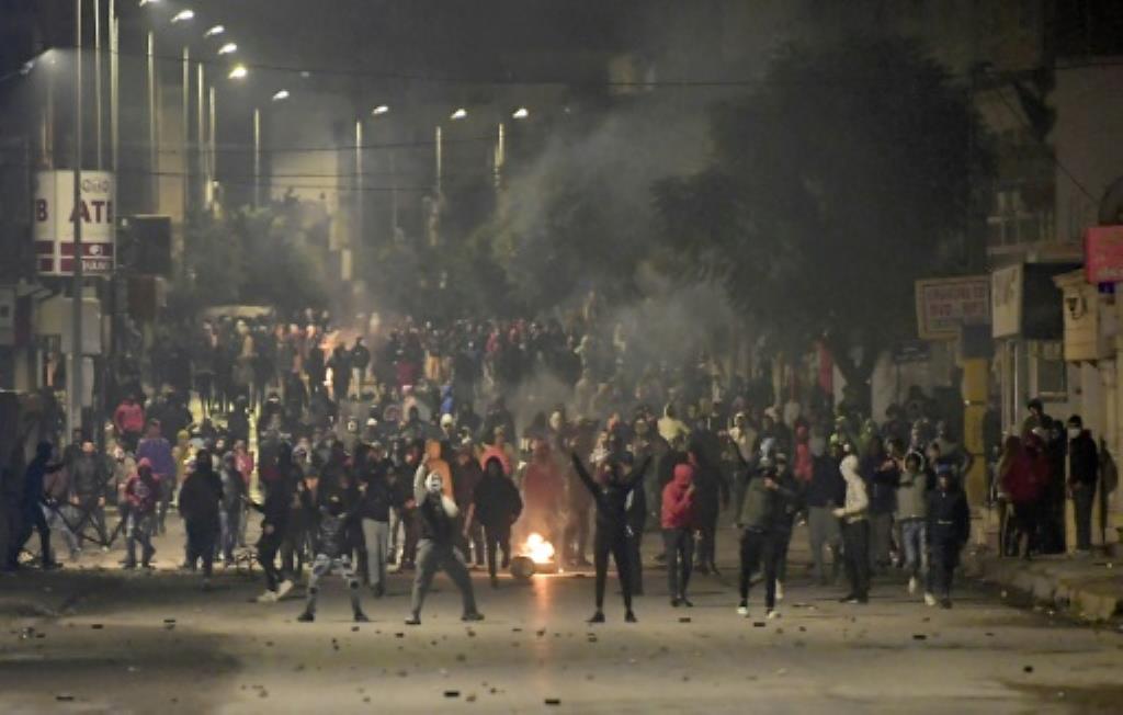 Tunis: Ana Ci Gaba Da Tashe-Tashe Hankula A Tsakanin ‘Yansanda Da Masu Zanga-Zanga