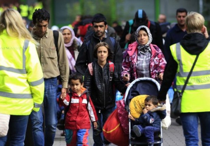 صحيفة ألمانية تكشف تفاصيل جديدة حول "قانون ترحيل" اللاجئين السوريين