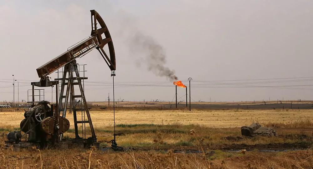 EUA estão 'saqueando' petróleo sírio para o 'enviar a Israel', declara ex-diplomata norte-americano