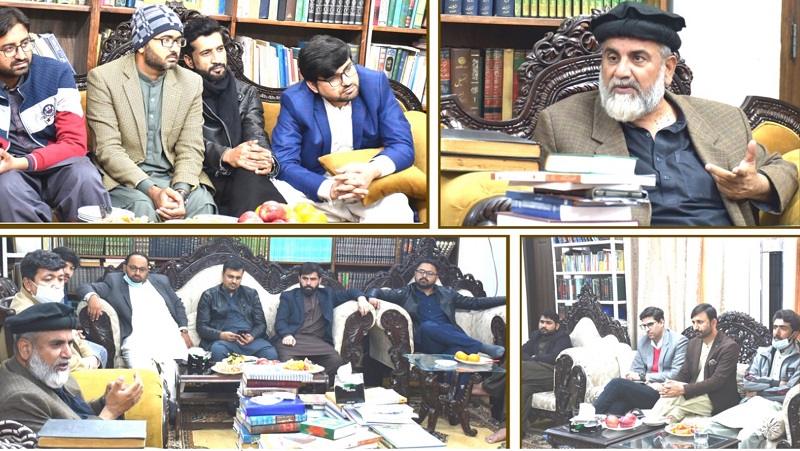 سوشل میڈیا کے ماہرین کی علامہ راجہ ناصر سے ملاقات