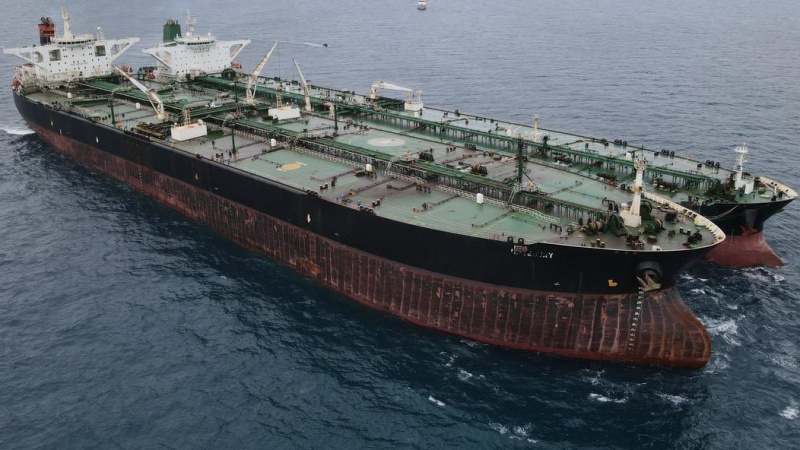 Indonesia, fermate petroliere iraniana e panamense
