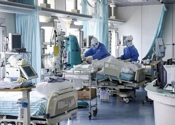 تسجيل 6309 إصابات جديدة و98 حالة وفاة بكورونا في ايران