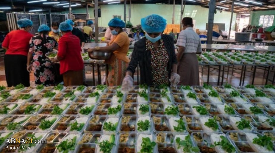 A Mosque in Buddhist-majority Myanmar provides free meals to different faiths during COVID-19