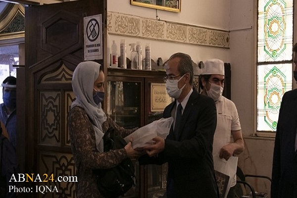 Turkey donates 7000 copies of religious books to Argentina Muslims