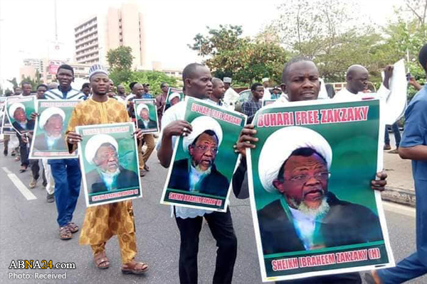 Tunjuk perasaan penyokong Sheikh Ibrahim Zakzaky diserang polis