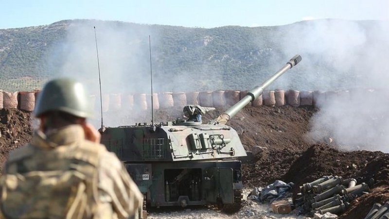 Suriye'nin Rakka iline Türkiye'den topçu saldırısı