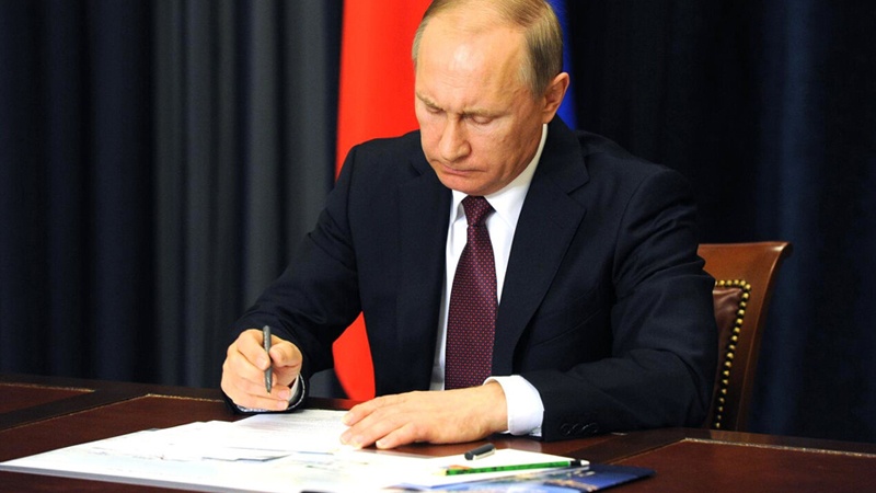 Путин "Јени Старт" мүгавиләсинин даһа 5 ил узадылмасына даир фәрман имзалајыб