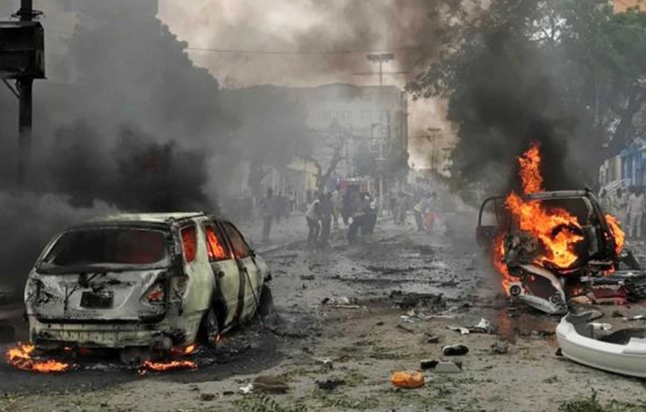 مقتل وإصابة 24 مدنيا بانفجار سيارة مفخخة شمال سوريا