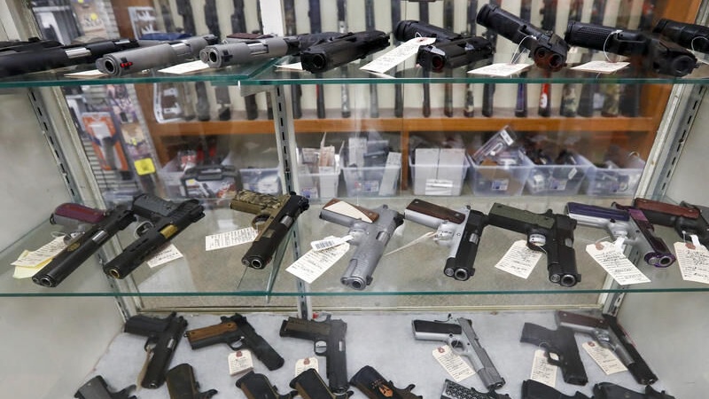 コロナ禍の米で、武器販売が異例の増加