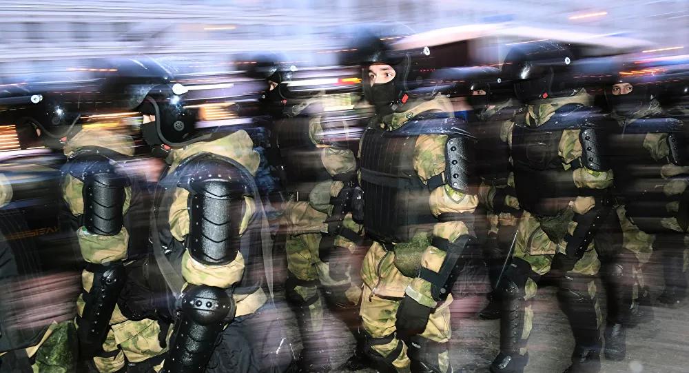 MRE: ações dos EUA destinadas a encorajar protestos são parte da estratégia de contenção da Rússia