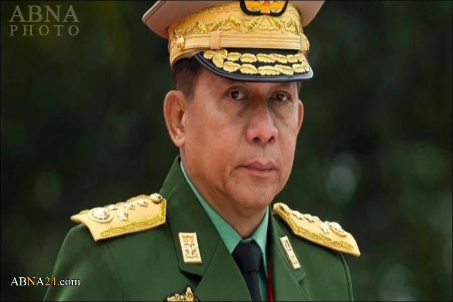  ဗိုလ္ခ်ဳပ္ မႉးႀကီး မင္းေအာင္လႈိင္  ေခါင္းေဆာင္ သည့္ ၁၁ ဦးပါ စီမံ အုပ္ခ်ဳပ္ေရး ေကာင္စီဖြဲ႕ စည္း