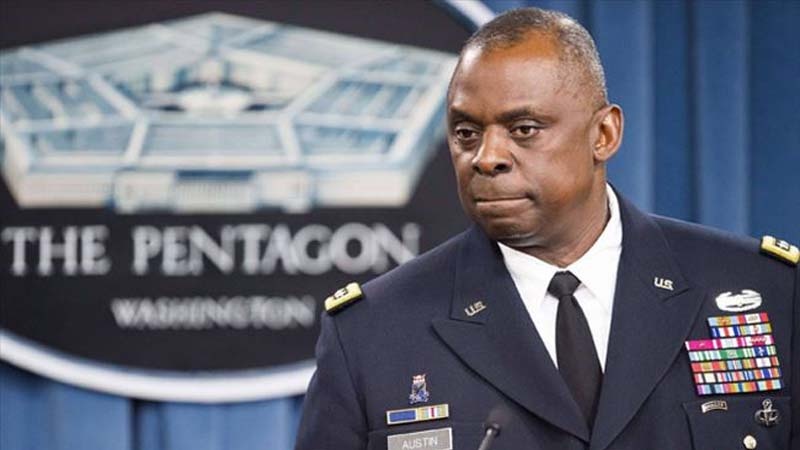 Pentagon'da Trump'a sadık olanlar ihraç edildiler