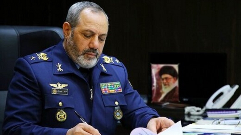 イラン空軍司令官が、世界の自由民に対する空軍力行使の禁止を要請