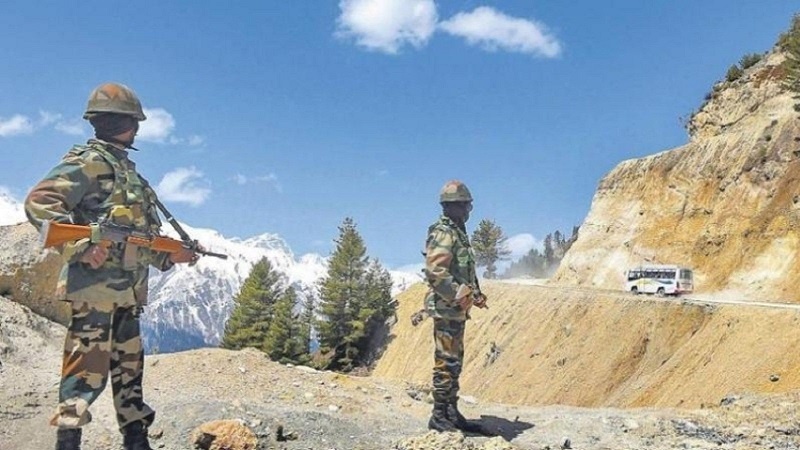 India inizia ritiro forze da zona contesa con Cina