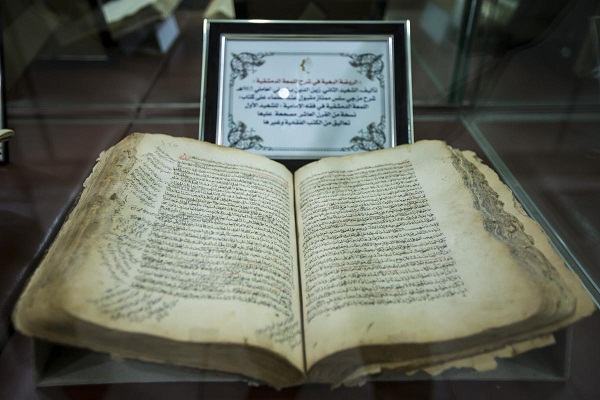 ترميم مئات المصادر والوثائق والمخطوطات التاريخيّة في العتبة العباسية خلال عشر سنوات